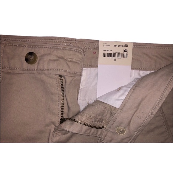 NWT Arizona Jean shorts. Women’s / juniors size 3 - Picture 2 of 2